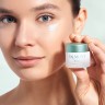 Ревіталізуючий крем для шкіри навколо очей VITAL CONTOUR